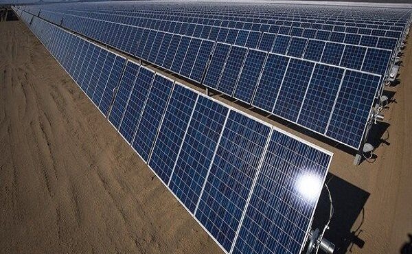 احداث مزرعه خورشیدی ۵۰۰ مگا واتی در استان تهران